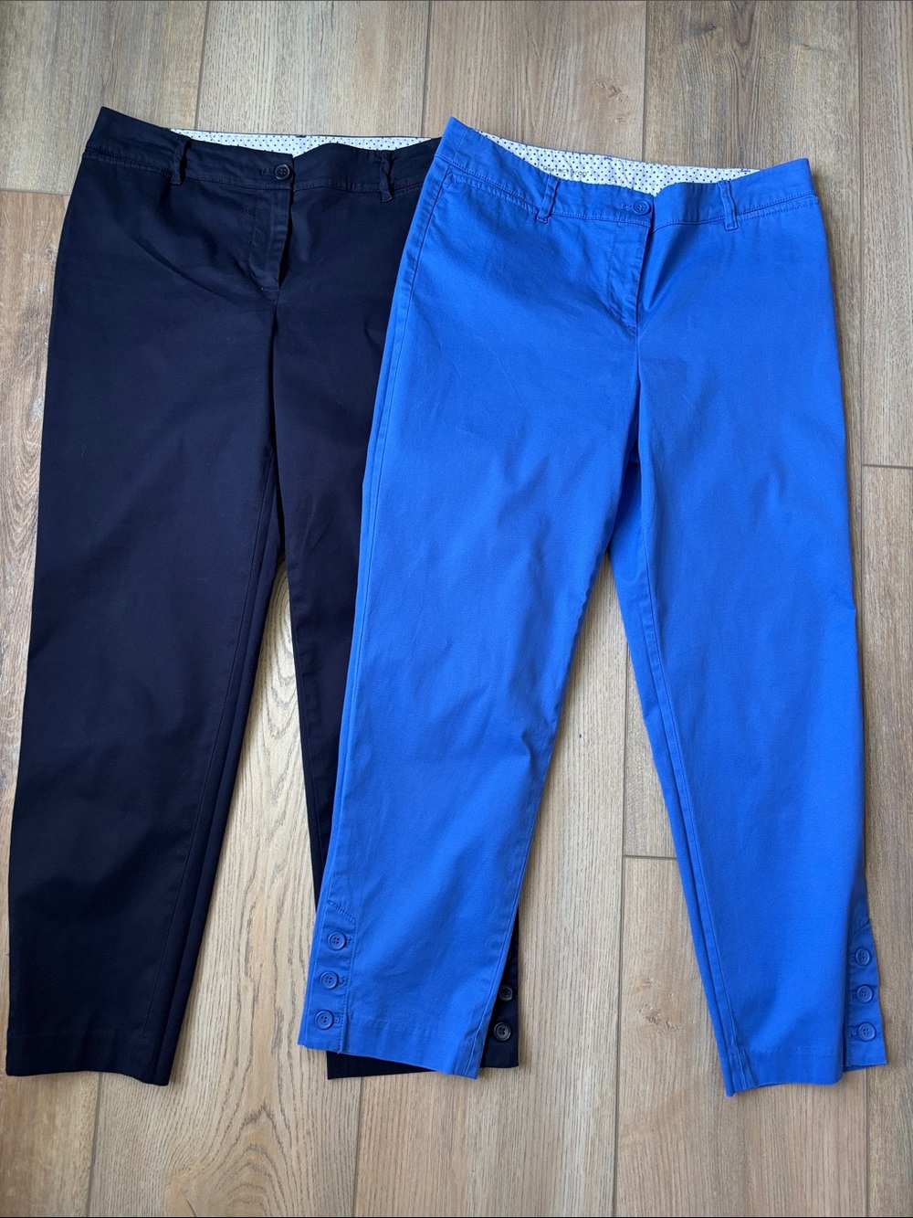 Talbots Set of 2 Button Hem Perfect Crop Pants Size 4 Navy and Bright Blue